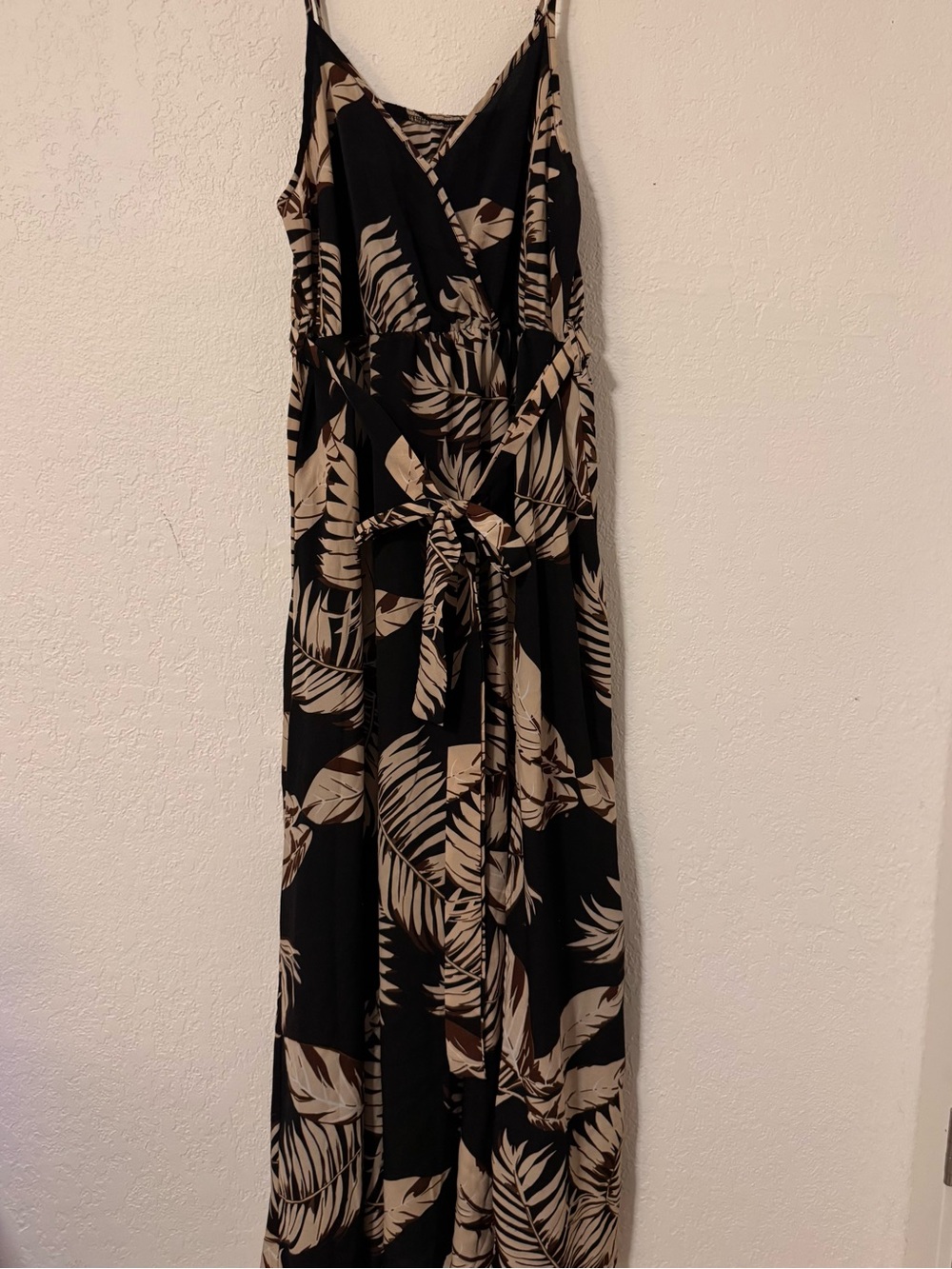 SHEIN Black Maxi Dress with Beige Leaf Print